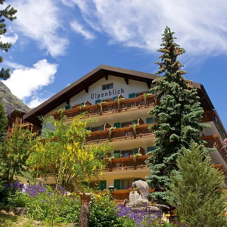 Alpenblick Superior Hotell 3*