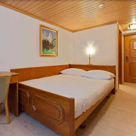 Alpenblick Otel Zermatt